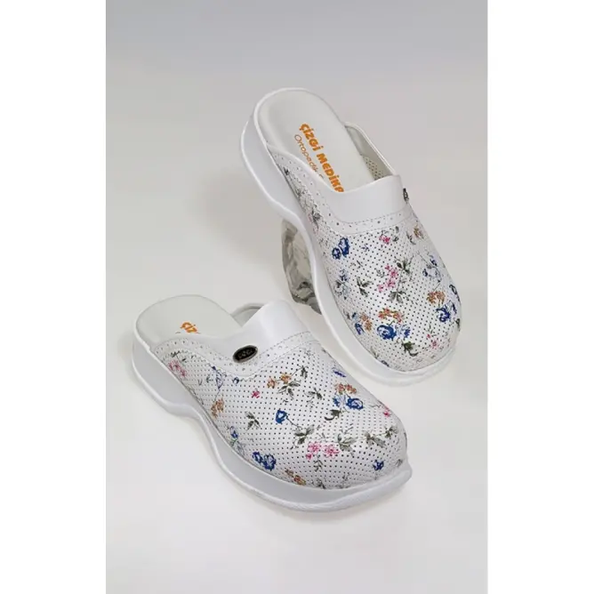 Bayan Klasik Delikli Sabo Terlik - 4