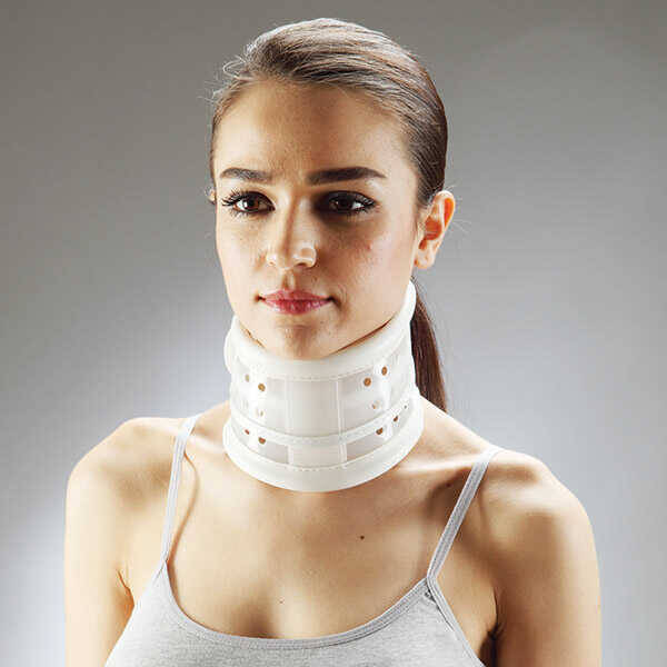 Cervical Color Çeneliksiz Boyunluk - 1