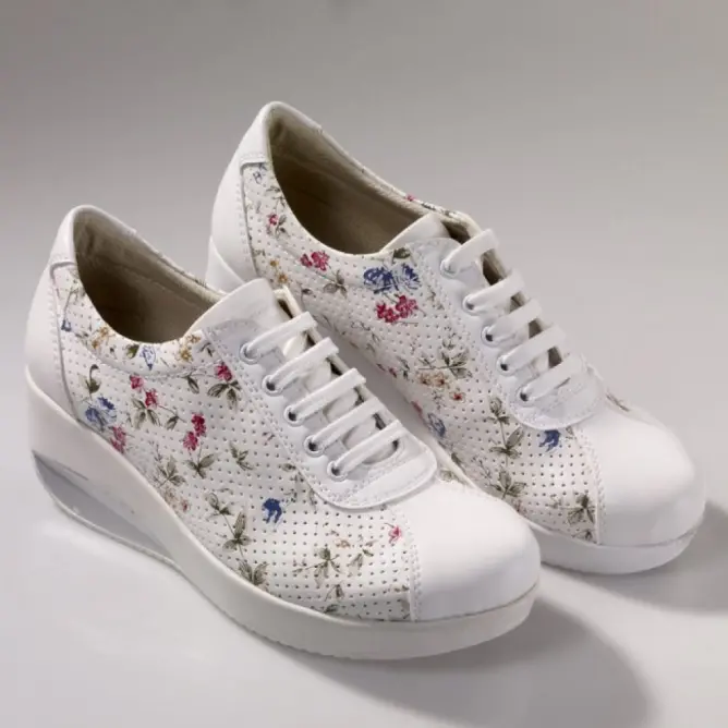 Yüksek Tabanlı Ortopedik Bayan Hastane Çiçekli Spor Ayakkabısı - 1
